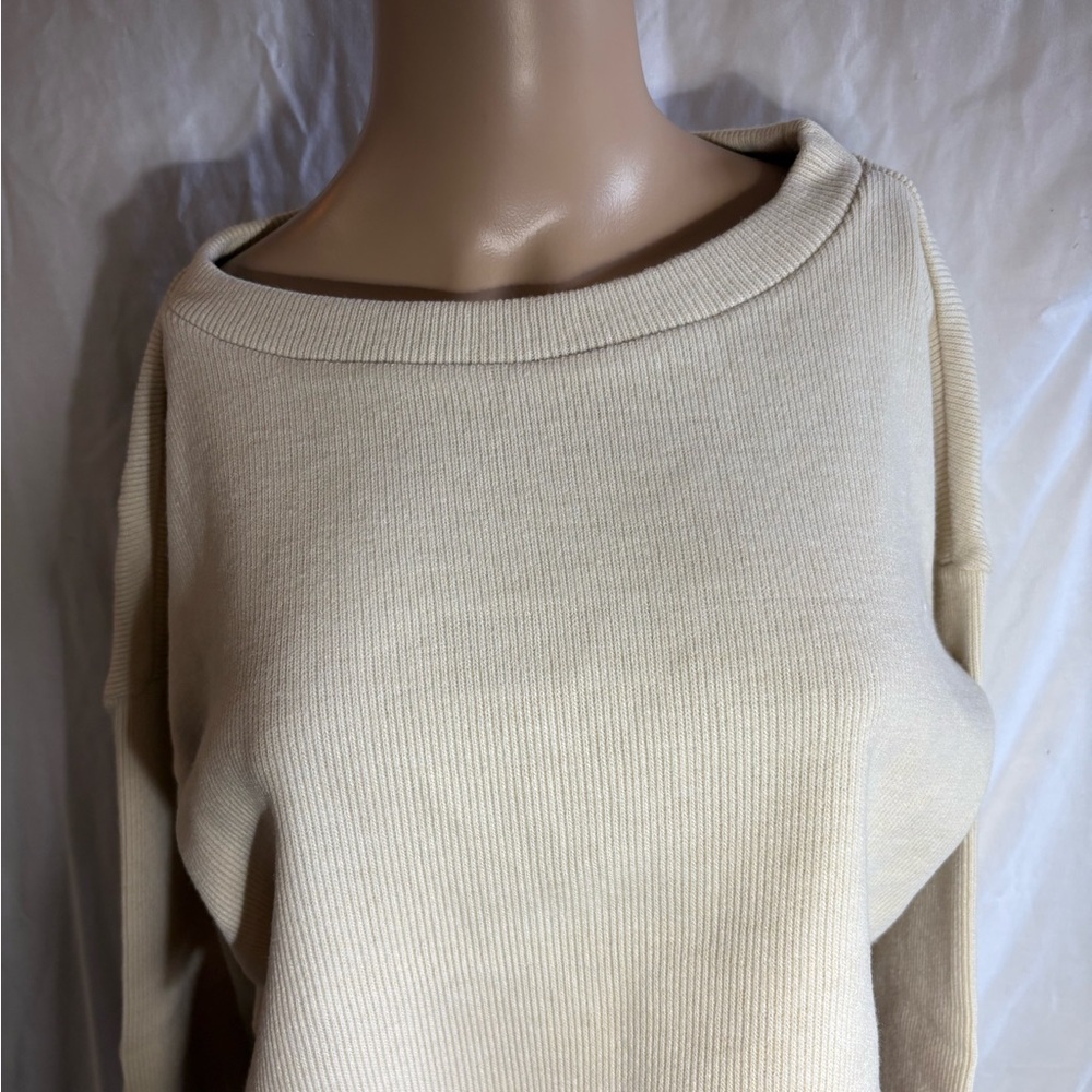 Choosy Cropped Cream Sweater With Split Sleeves Size Med NWT